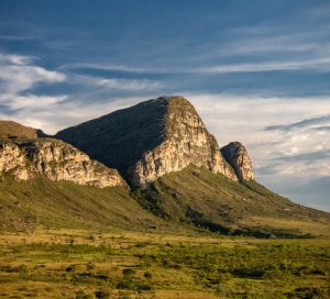 imagem da serra do sincorá no pati